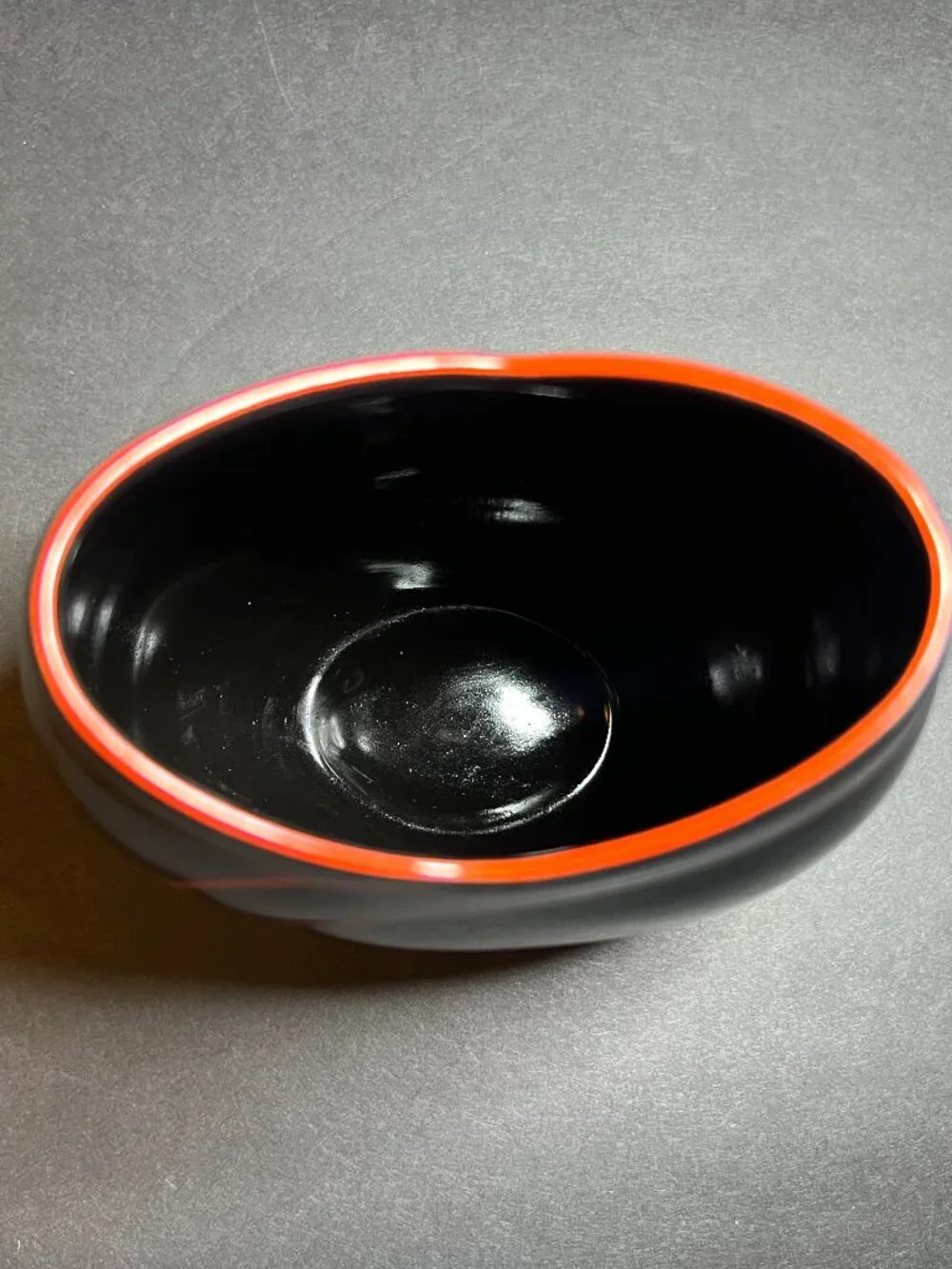 Vintage MCM Rare Seizan Gama Kiln Glossy Black & Red Porcelain Folded Rim Vase
